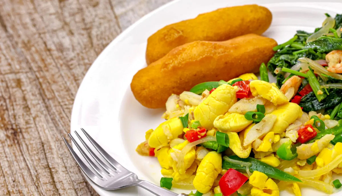 9 Irresistible Jamaican Snacks To Munch on Day or Night